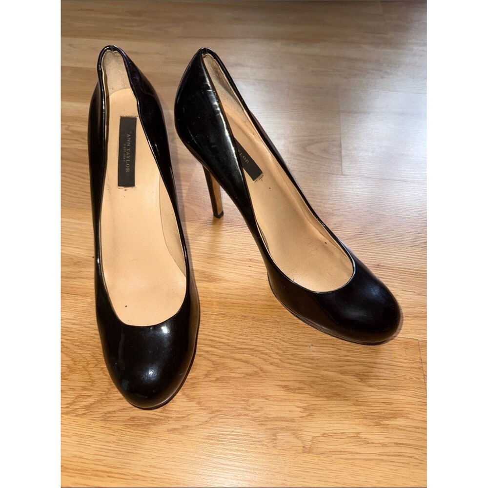 Ann Taylor Classic Black Patent Leather Pump Women's Heels Round Toe 7.5 Leather
